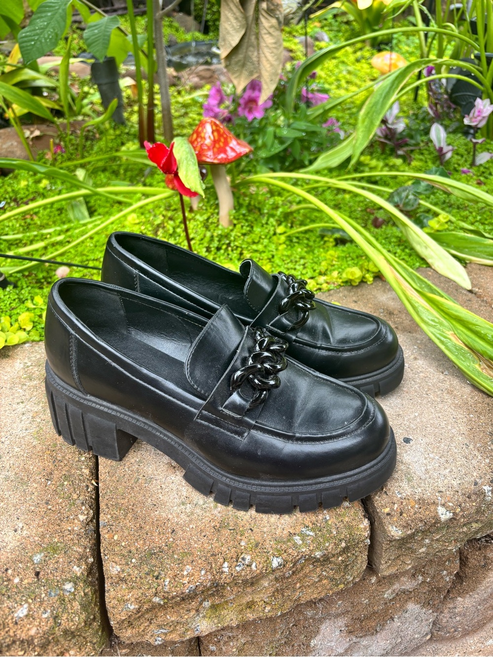 Michael Shannon Black Chain-Trim Lug Sole Loafers